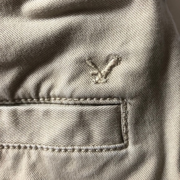 Tan American Eagle shorts - Picture 3 of 9